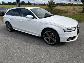 Audi A4 - 1