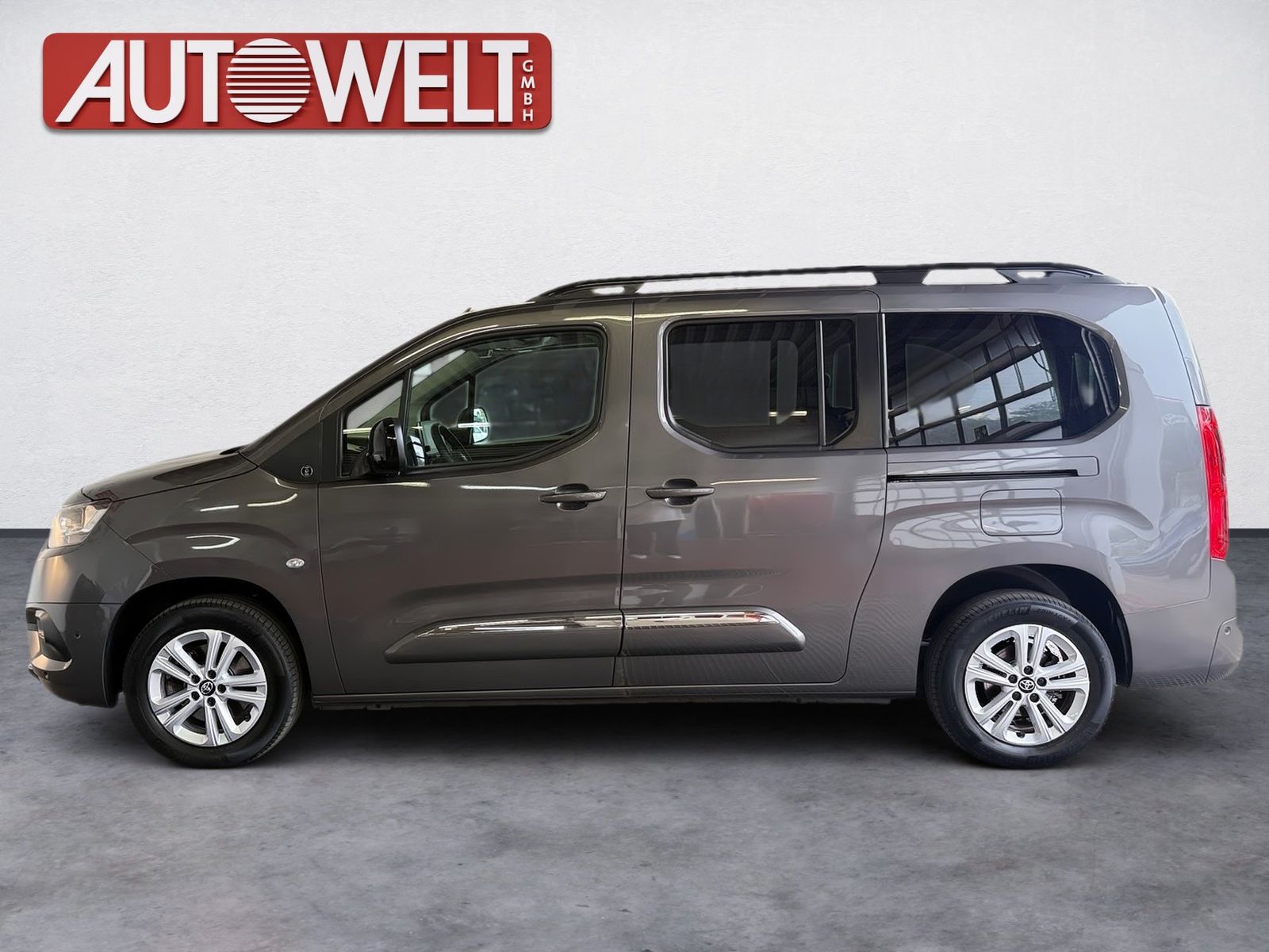 Fahrzeugabbildung Toyota Proace City Verso 1.2 L2 D Team Deutschland Navi