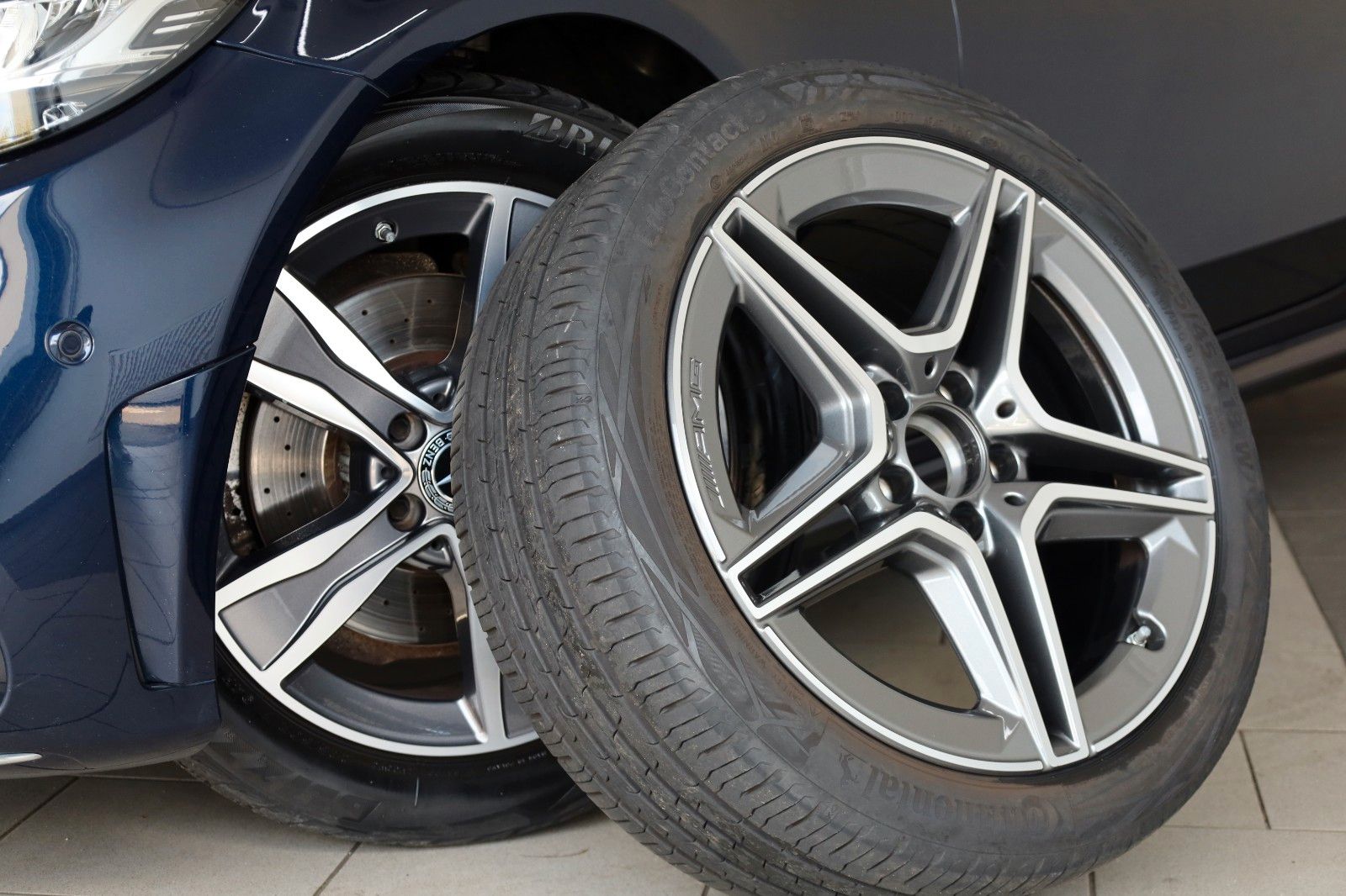 Fahrzeugabbildung Mercedes-Benz C 200 Coupe AMG Line Leder,Navi,LED,SH,PDC,SR+WR