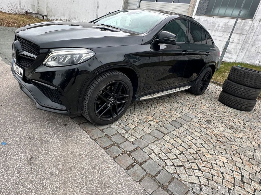 Image of Mercedes-Benz E 350