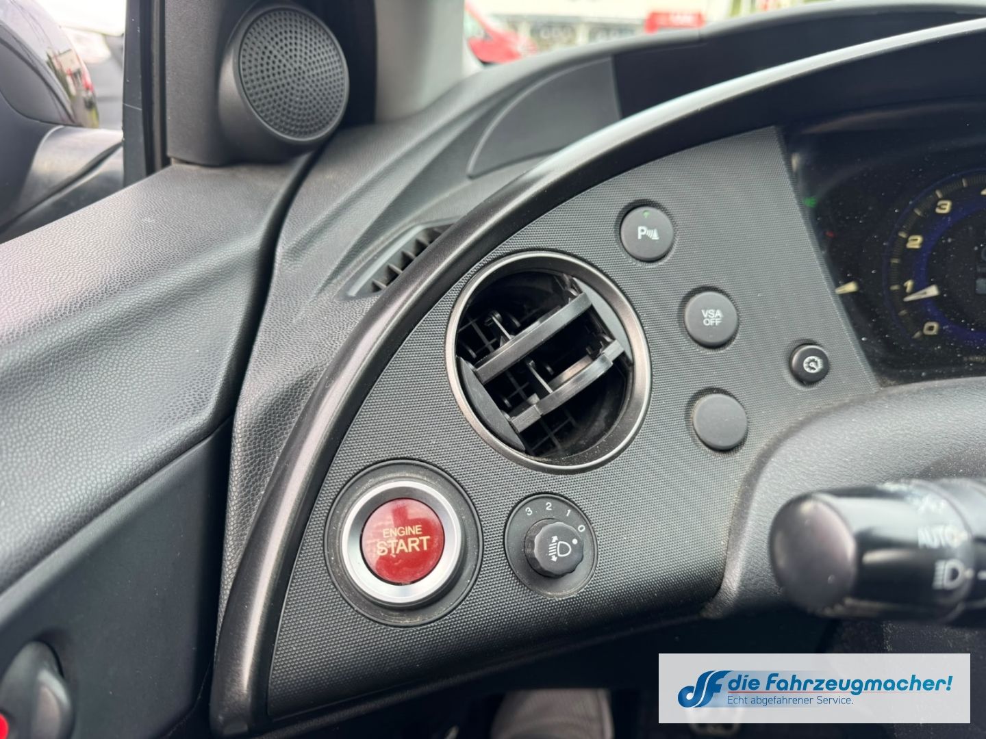 Fahrzeugabbildung Honda Civic 1.8 Type S Klimaautom *EXPORT