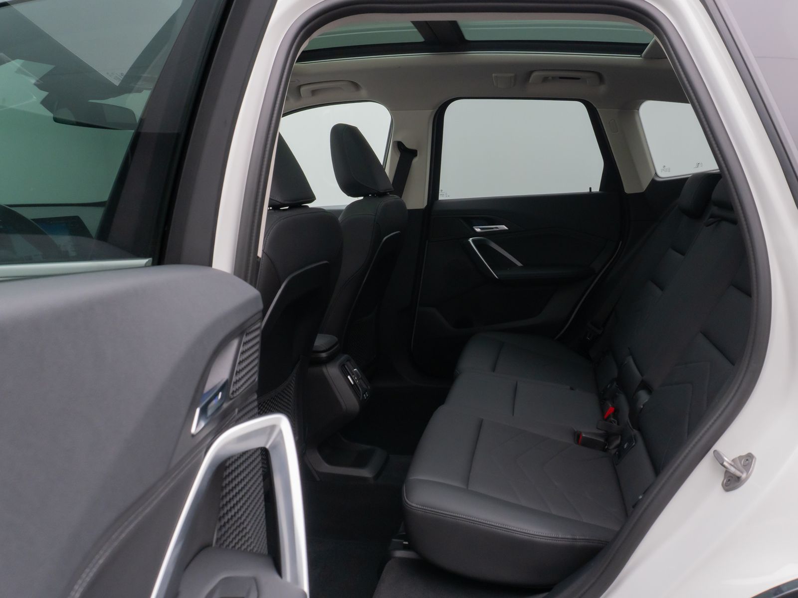 Fahrzeugabbildung BMW X1 xD20d xLine 360°Panorama HUD DAB Komfort AHK