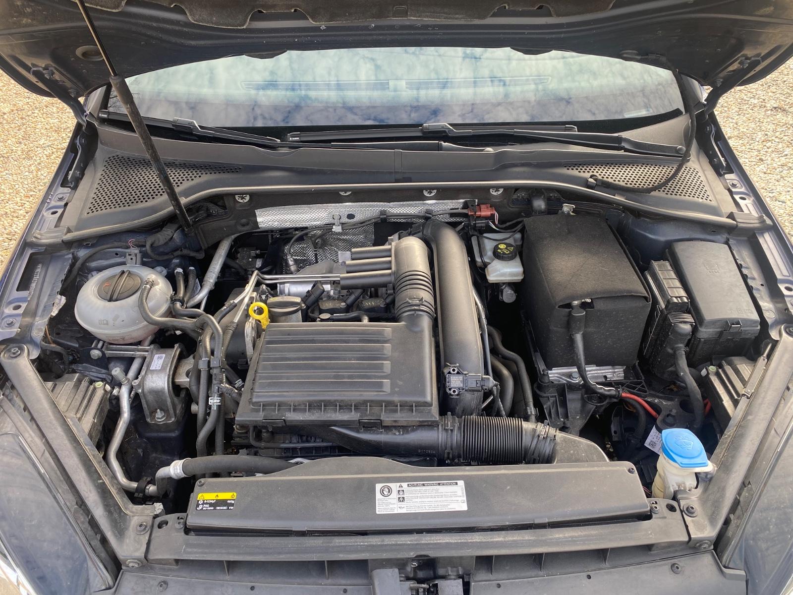 Volkswagen Golf 1.4 TSI BMT 92kW Highline Navi Sitzheizung