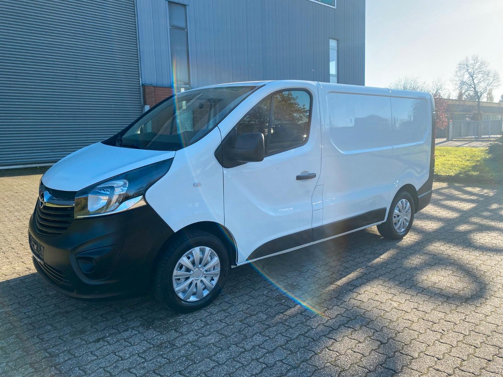 Opel Vivaro B Kastenwagen L1H1  2,7t*Ahk*90 tkm *