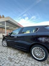 Alfa Romeo Giulietta 2.0 JTDM 16V TCT Turismo - Alfa Romeo Giulietta: 2.0