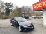 Skoda Superb 2.0 TDI DSG Exclusive Combi XENON NAVI - gebrauchte Skoda Superb aus dem Jahr 2013