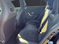 Mercedes-Benz A 180 AMG Line