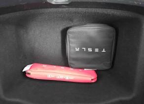 Tesla Model 3 Performance Dual AWD*Pano*4x SHZ*20Zoll