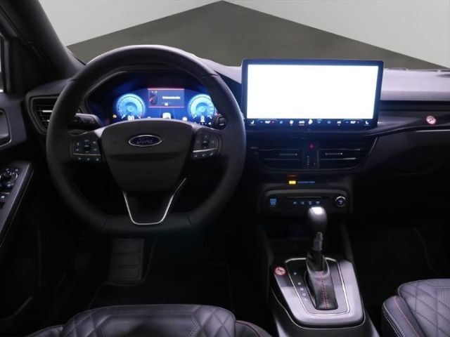 Fahrzeugabbildung Ford Focus Turnier ST-Line X PANORAMADACH LED Head-Up