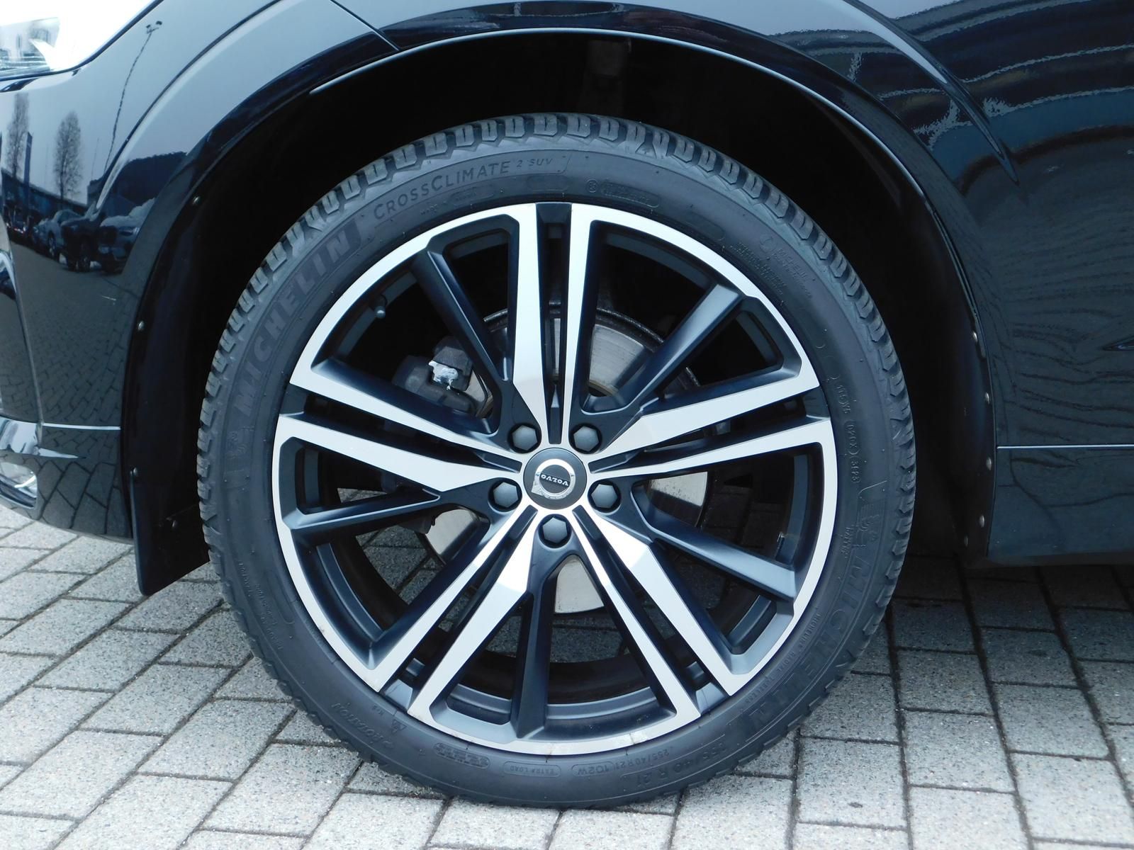 Fahrzeugabbildung Volvo XC60 D4 R-Design