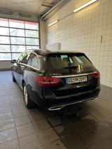 Mercedes-Benz C 300 de T Autom. - - Mercedes-Benz C 300 in Frankfurt (Main)