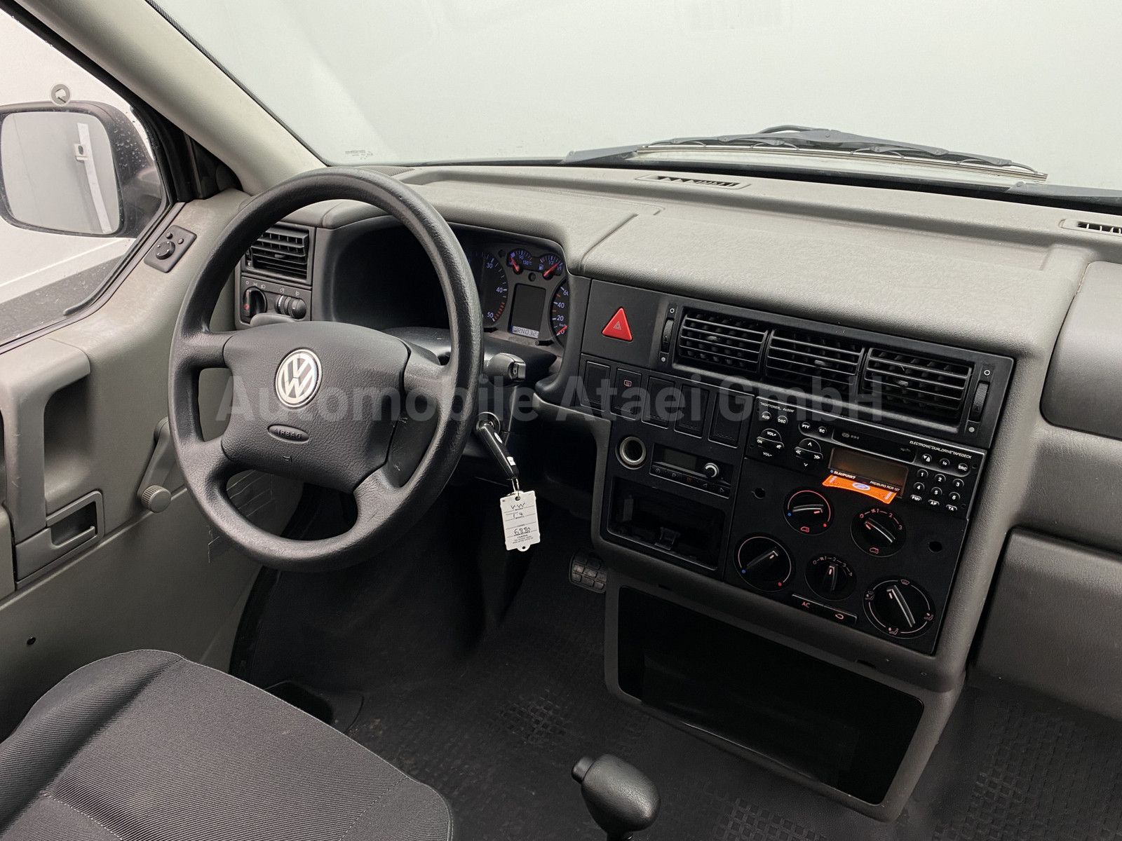 Fahrzeugabbildung Volkswagen T4 Kombi TDI Automatik Behörde 7-SITZE 6880