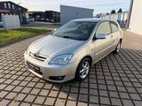 Toyota Corolla 1.6 Sol / Compact - Toyota Corolla mit Benzin-Antrieb: Kleinwagen