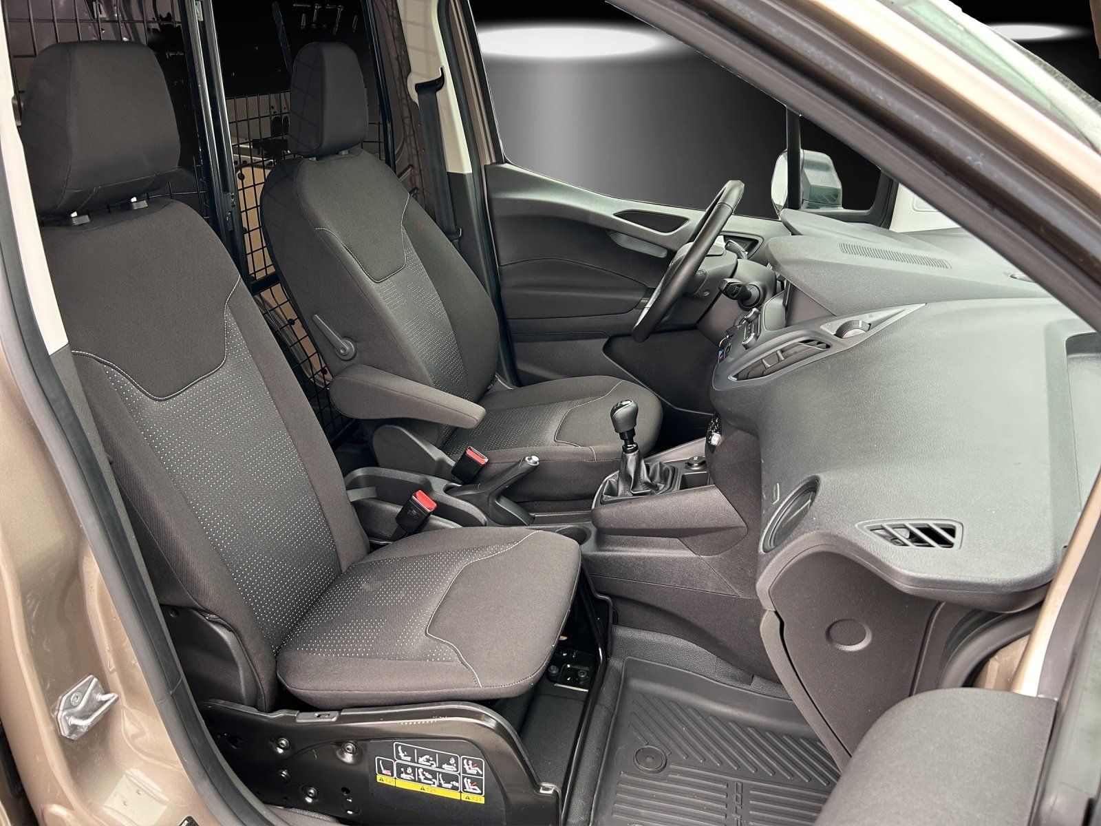 Fahrzeugabbildung Ford Transit Courier 1.0 EcoBoost Trend