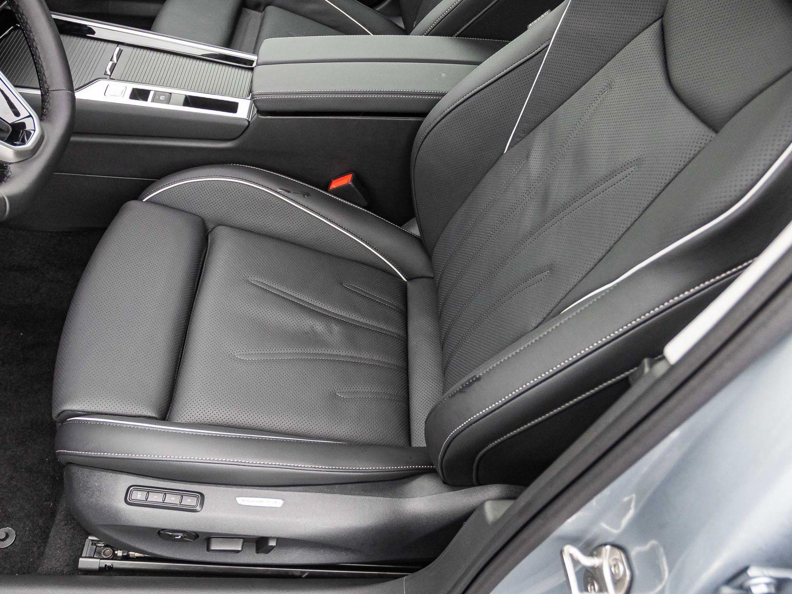 Volkswagen Passat Variant Elegance 1.5 eHybrid DSG Navi LED