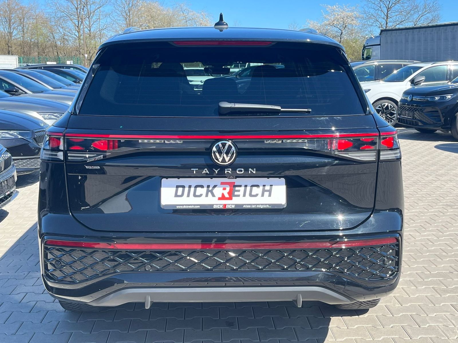 Image du véhicule Volkswagen Tayron 2.0 TDI 4M R-Line 7Si*MATRIX*AHK*PANO*HUD