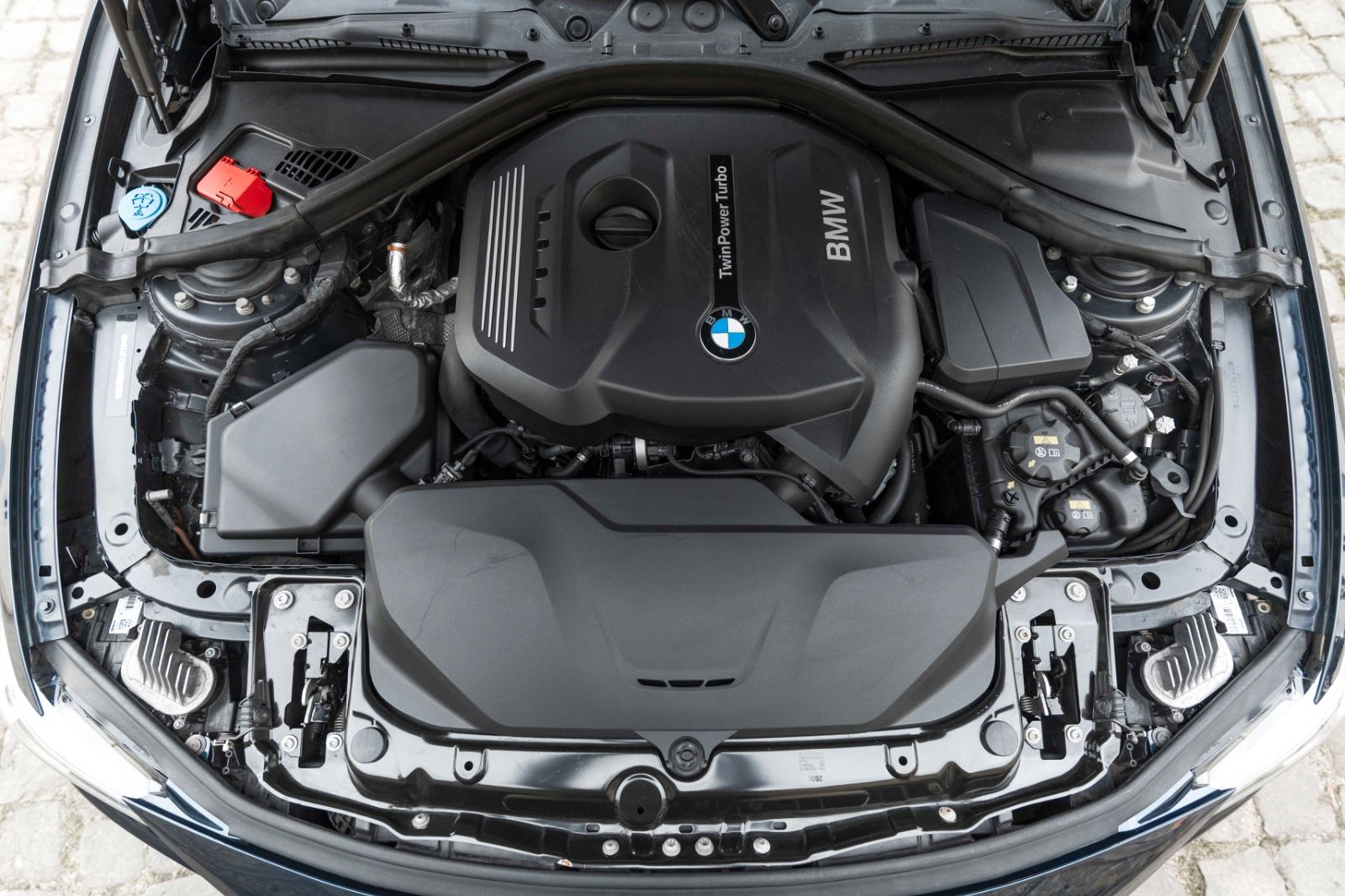 Fahrzeugabbildung BMW 430I M-Performance HIFI LED KAM CARPLAY CARBON