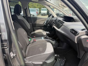 Citroen C4 Picasso - 11