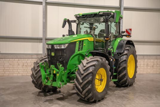 John Deere 7R310