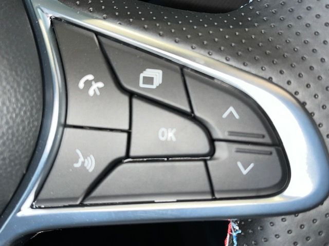 Fahrzeugabbildung Renault CLIO ESPRIT ALPINE E-TECH FULL HYBRID 145