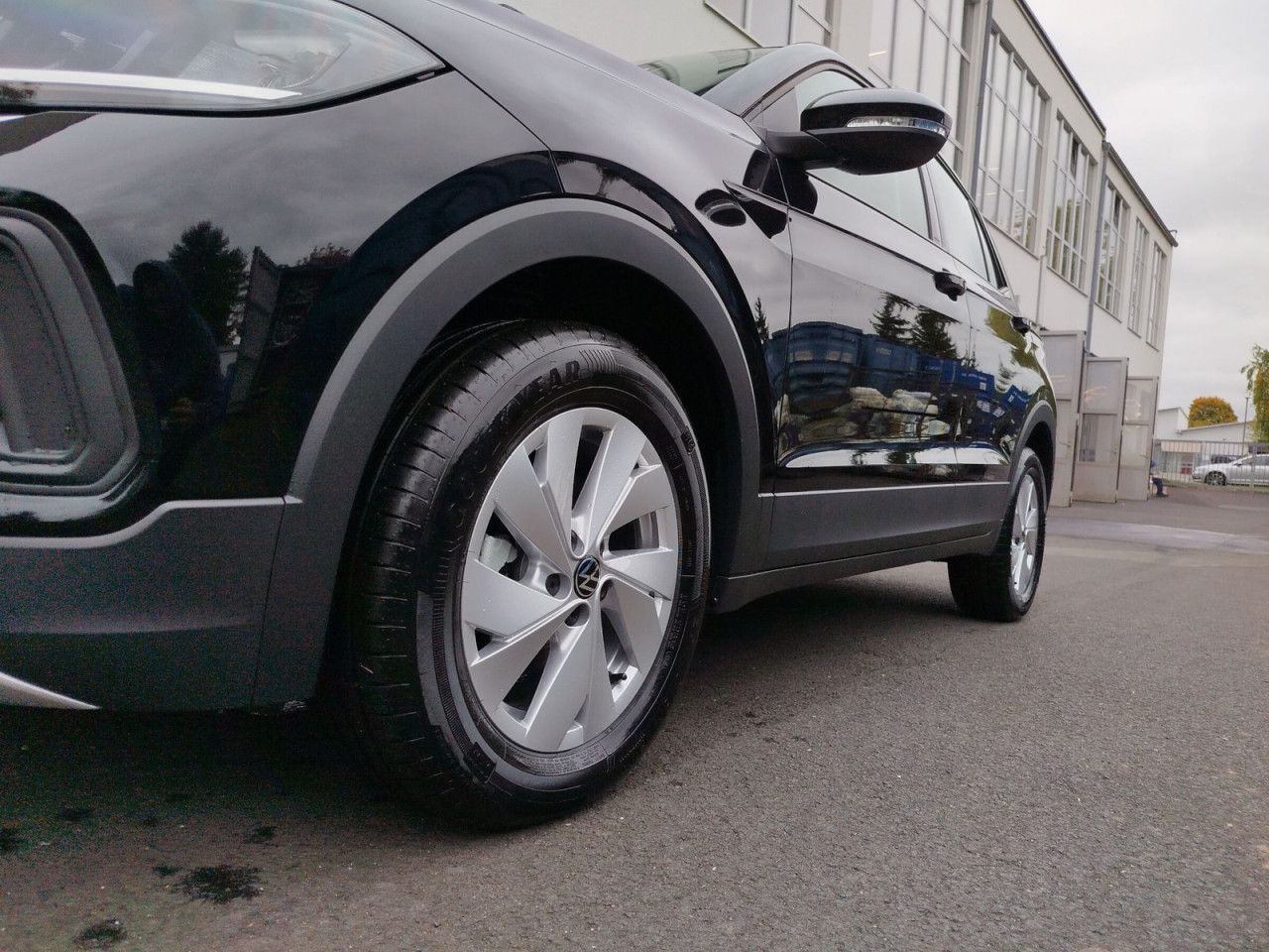 Fahrzeugabbildung Volkswagen T-Cross Start 1.0 TSI 85 kw 6-Gang