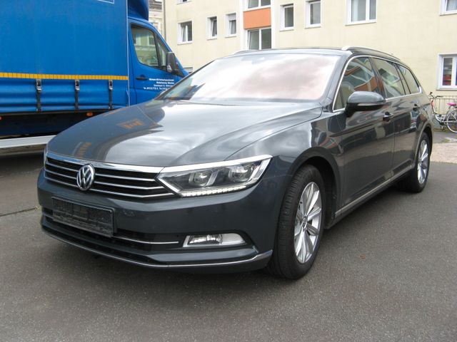 Volkswagen Passat Variant HighLine LED Leder/Alcantara