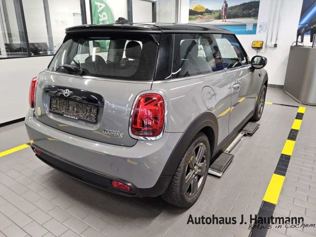 MINI Cooper SE Essential Trim *1.HAND* imagem 2