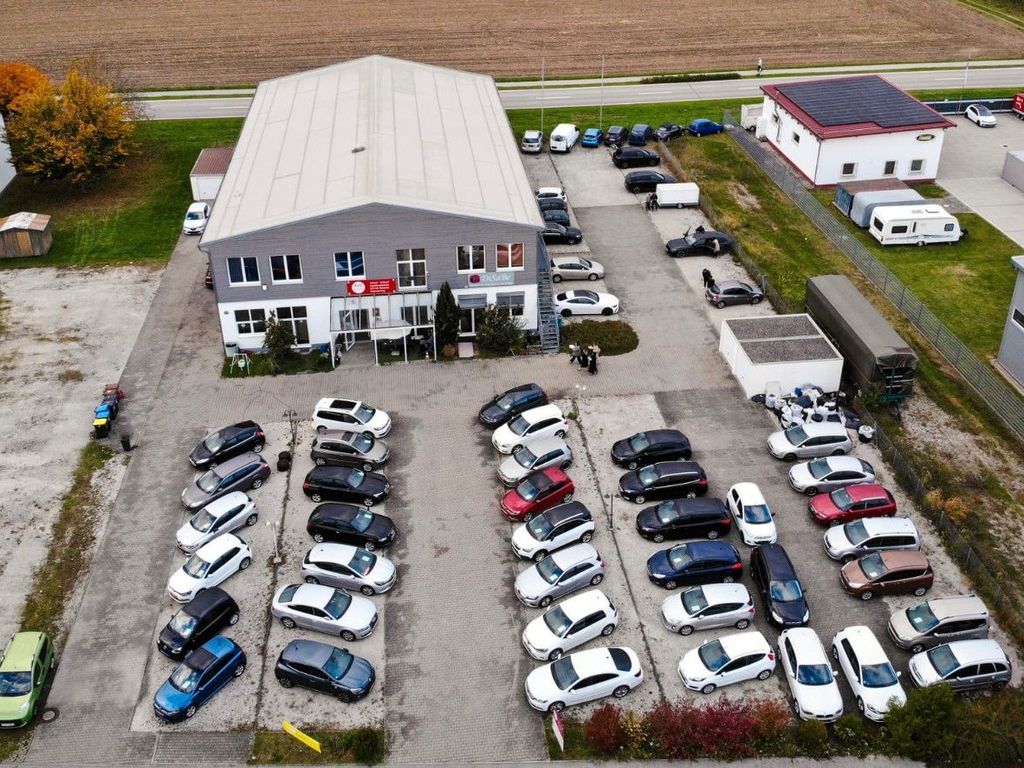 Mercedes-Benz C 200 - Bild 24