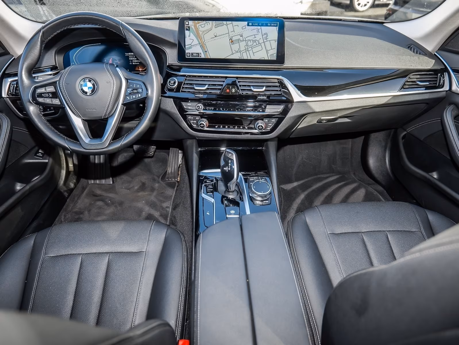 BMW 520d xDrive AHK NAVI LED Sound Syst. PDC V+H