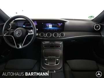 Mercedes E 200 - 5