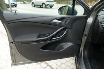 Fahrzeugabbildung Opel Astra K Sports Tourer Dynamic Start/Stop