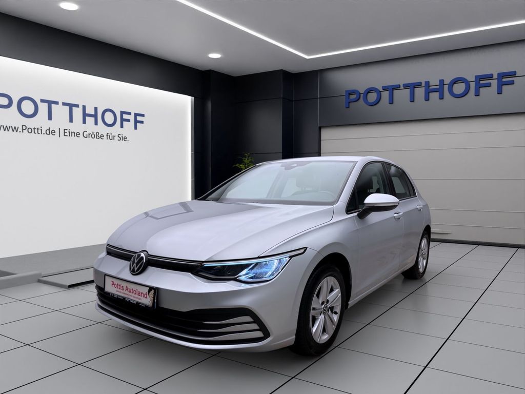 Volkswagen Golf 2.0 TDI LIFE NAVI PDC LED DAB+