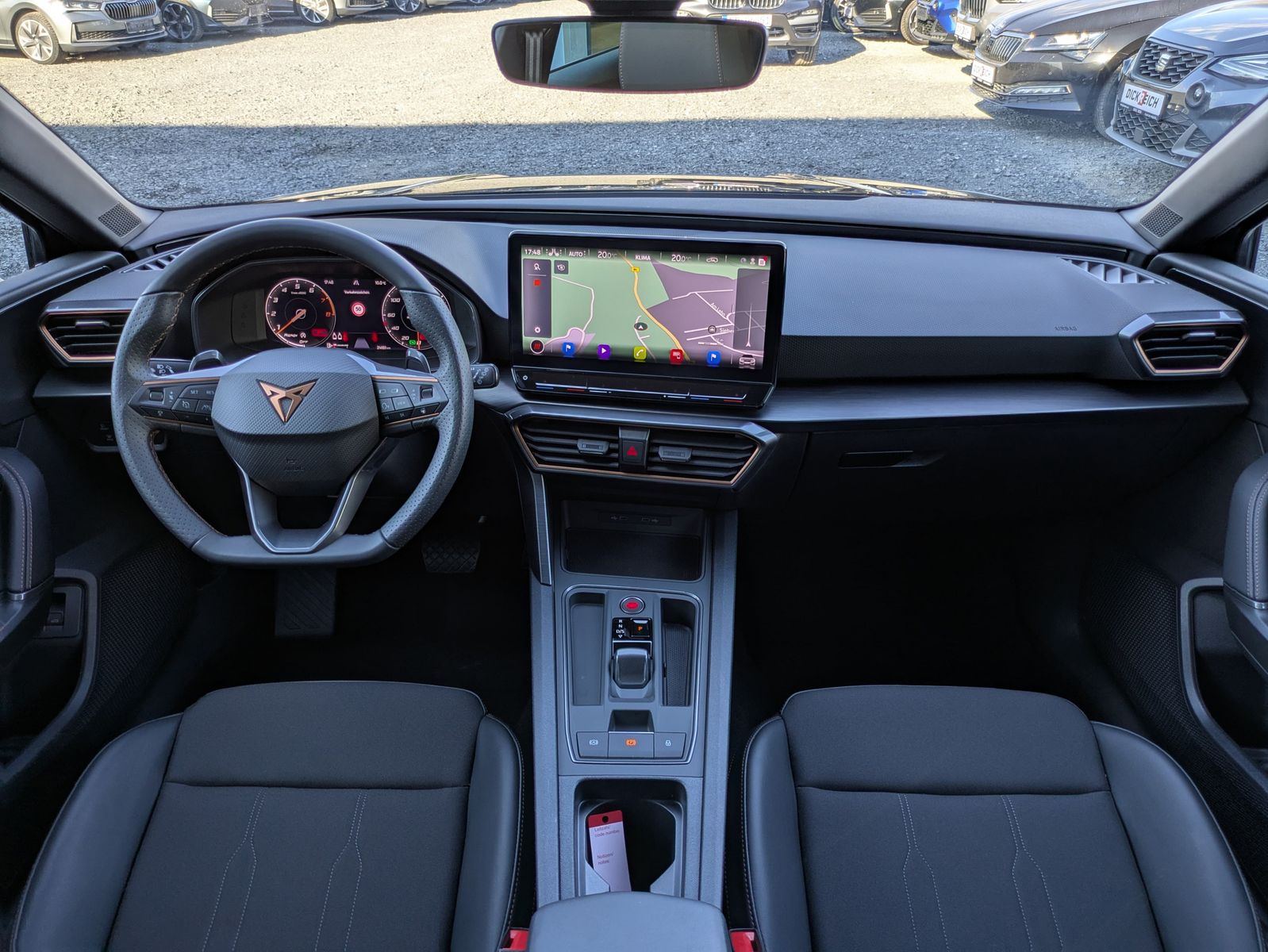 Fahrzeugabbildung CUPRA Leon 1.5 eTSI DSG MATRIX-LED*ACC*AHK*KAMERA*18"