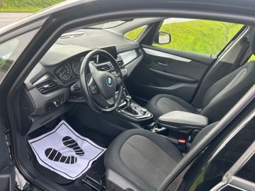 BMW 216 - 5