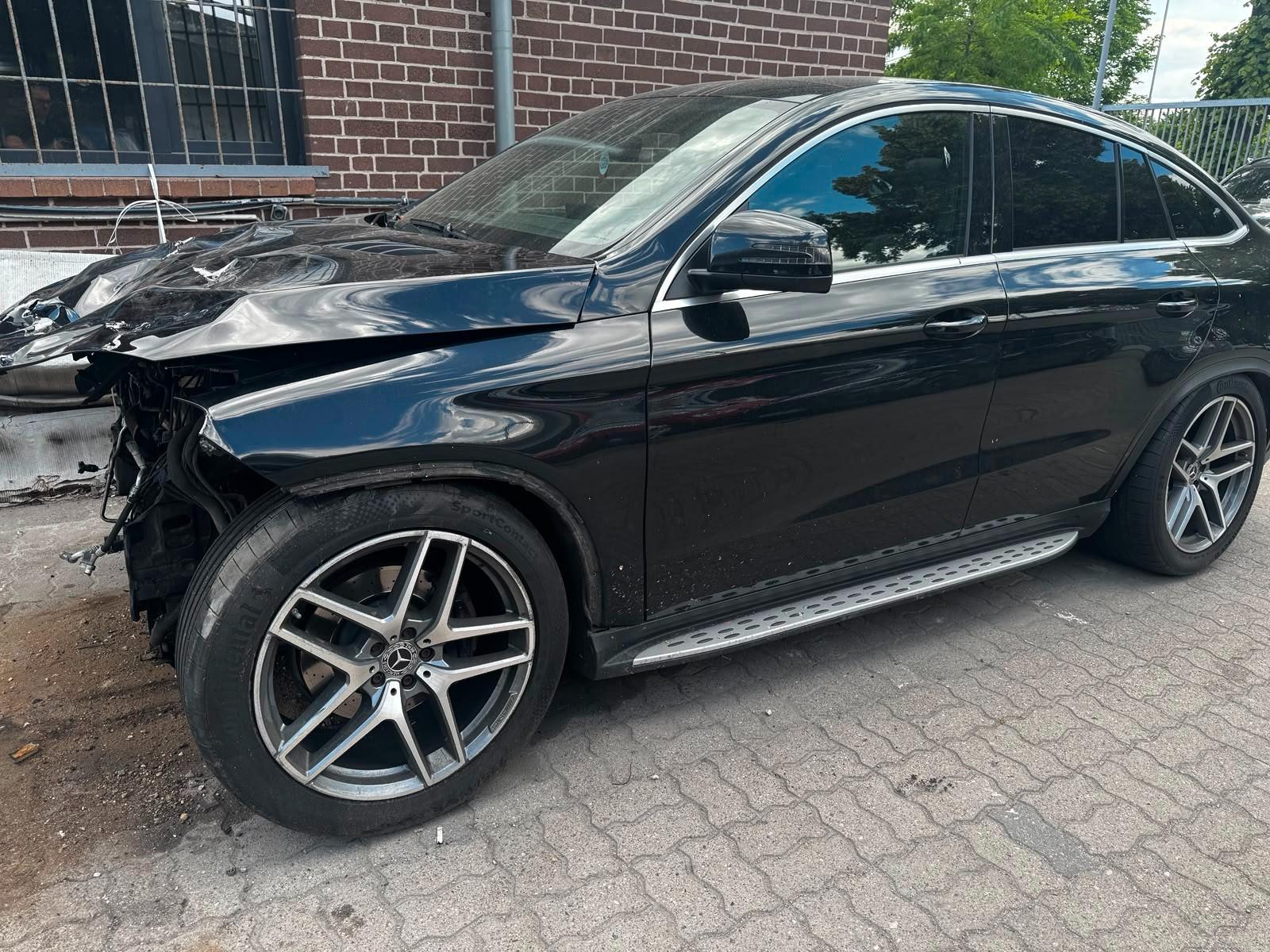 Mercedes-Benz GLE Coupe 350d  AMG Sportpkt/PanoD/RKam/LED