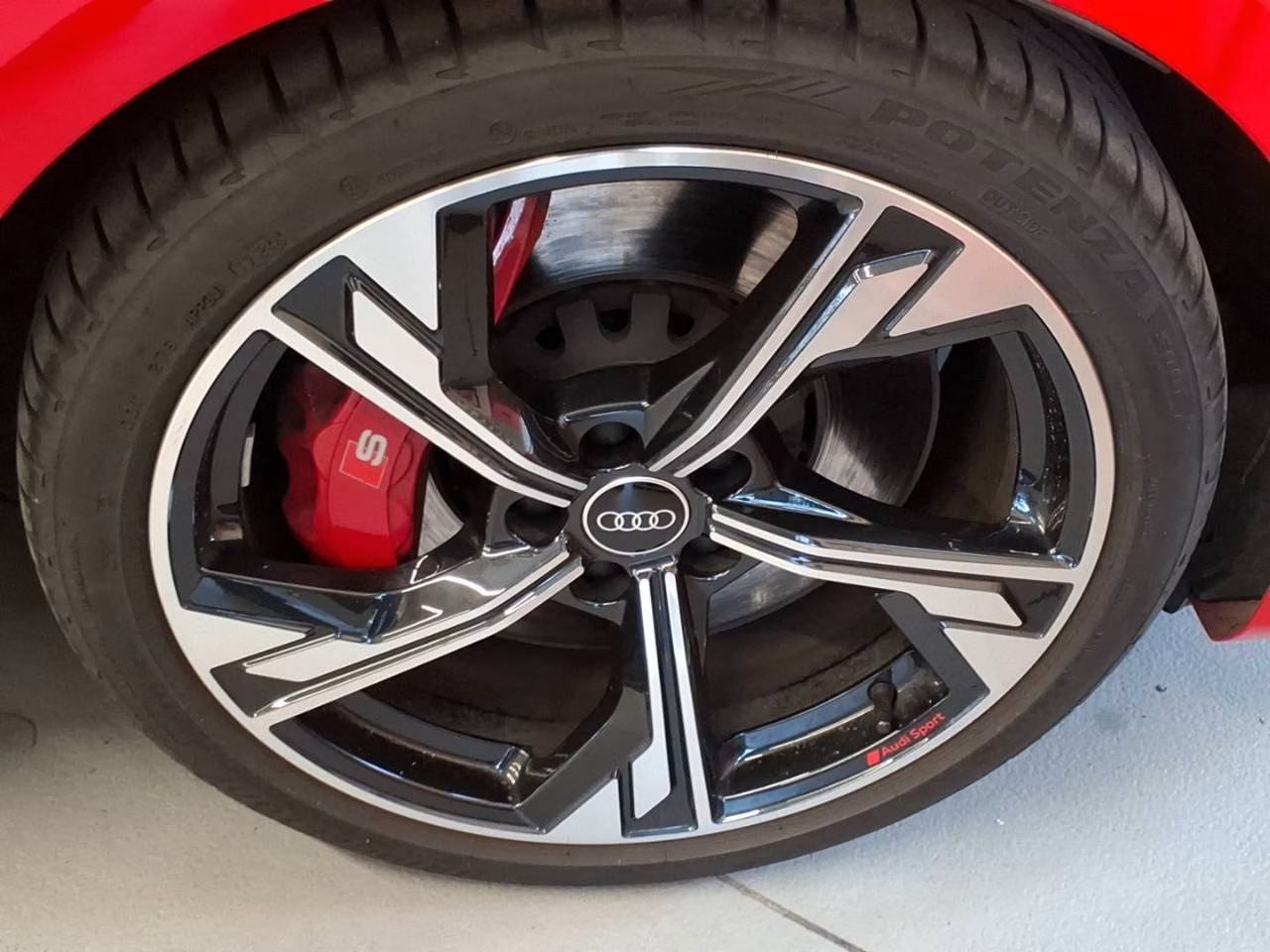 Audi S4 - Bild 8