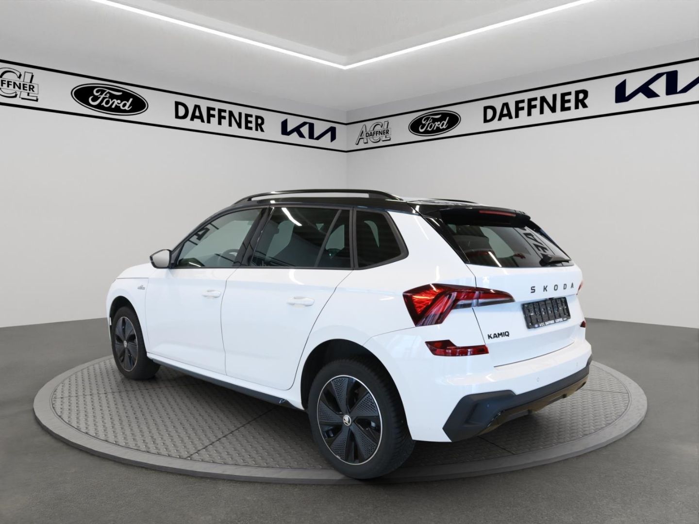 Fahrzeugabbildung SKODA Kamiq Monte Carlo Automatik Panoramadach