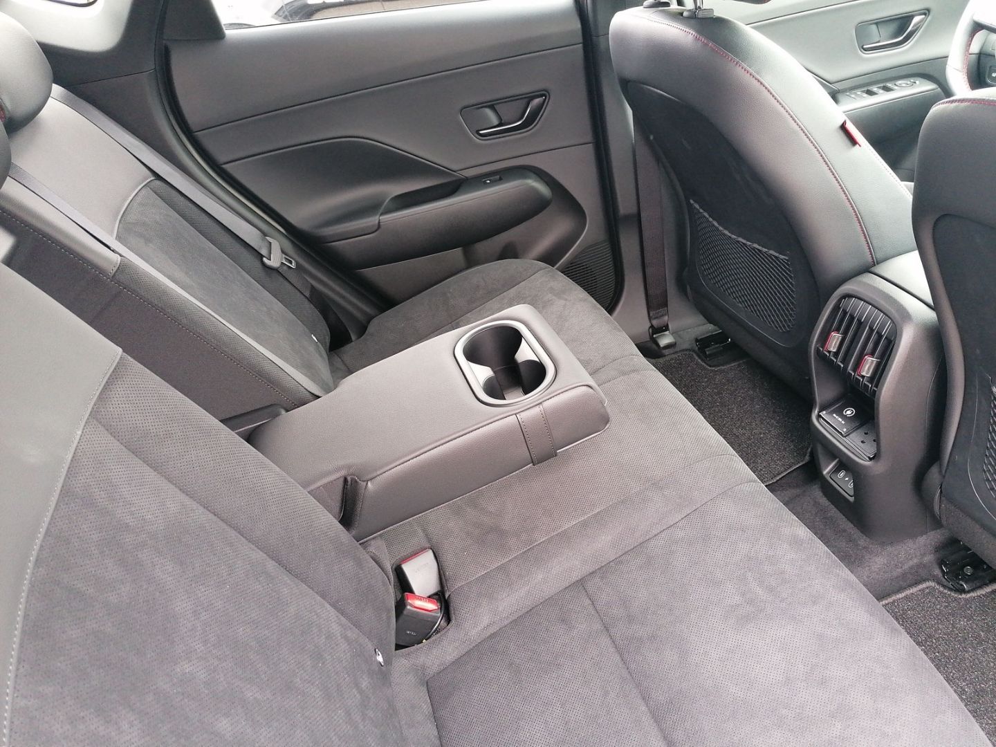 Hyundai KONA - Bild 10