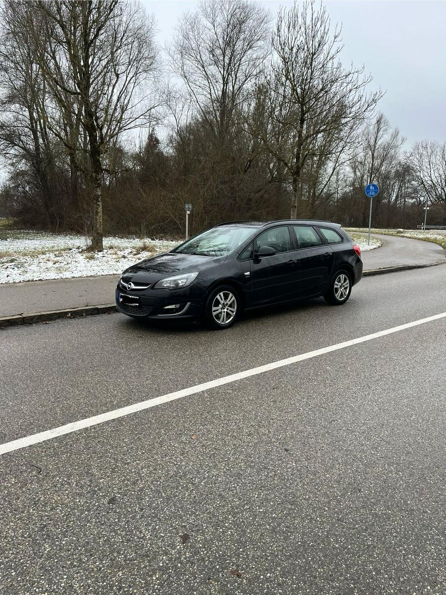 Opel Astra, 2013