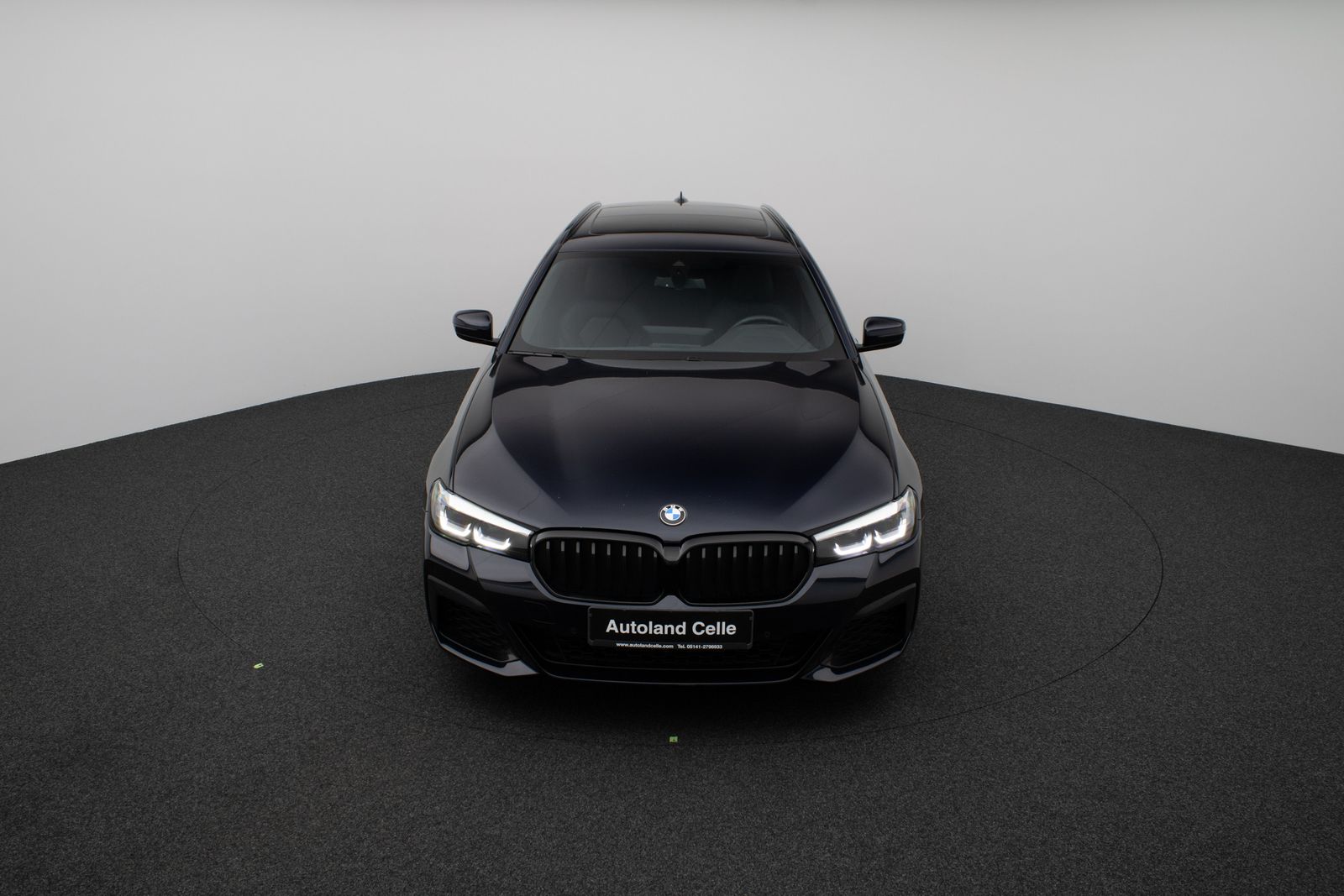 Fahrzeugabbildung BMW 540d xD M Sport Panorama DAB B&W Fernlichtassist