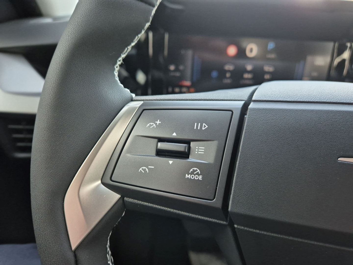 Fahrzeugabbildung Opel Frontera 81kW Mild-Hybrid EU6e Edition 1.2 74 kW