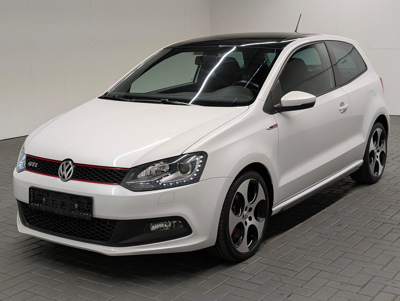 Volkswagen Polo GTI Bi-Xenon/Klimaaut./Pano/SHZ/PDC/17-LM