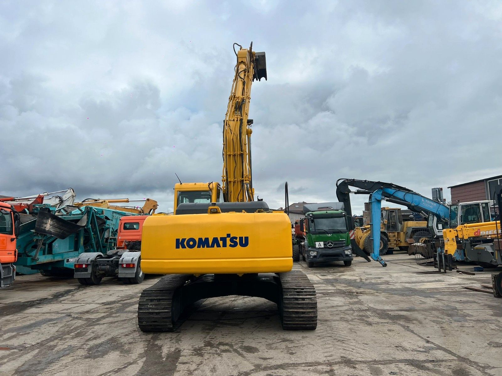 Fahrzeugabbildung Komatsu PC 240 LC-8 /Hammerleitung/ AC /