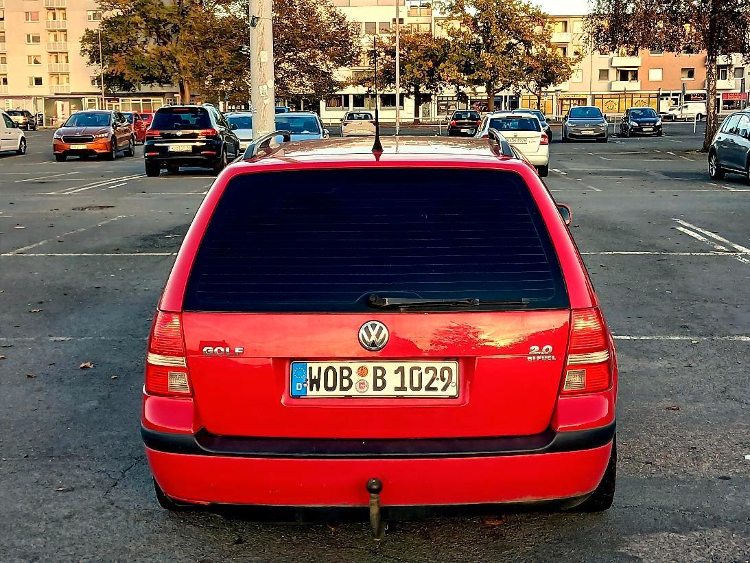 Volkswagen Golf 2005 — interior