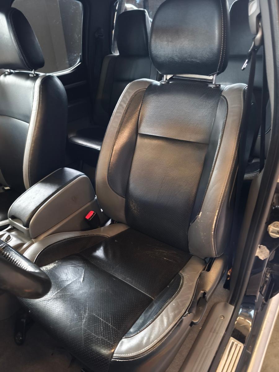 Ford Ranger XLT Limited Double Cabine 3.0 TDCi 4x4 | 156 ch | BVA | Cuir | Sièges chauffants | Attelage | Bac de benne