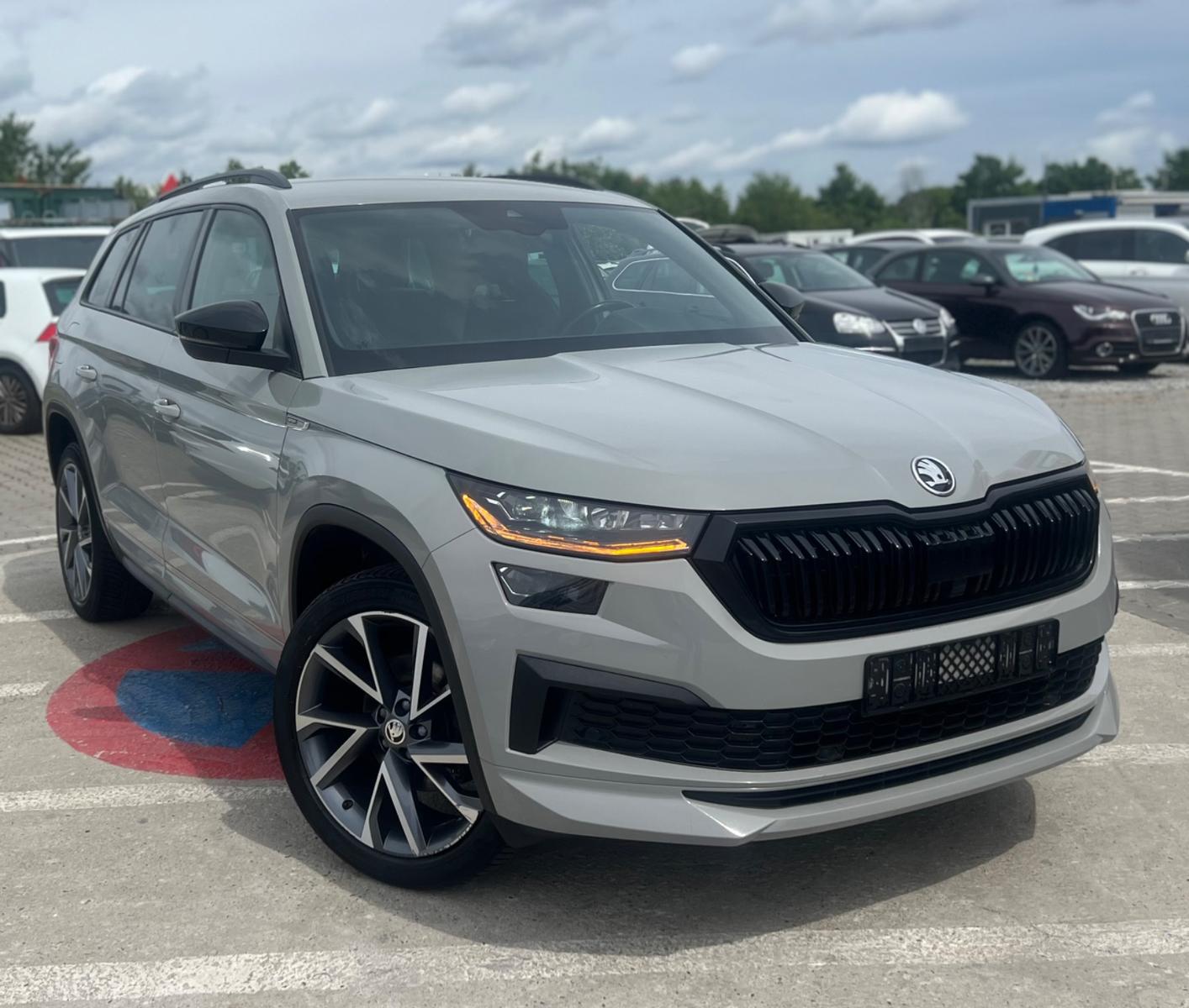 Skoda Kodiaq Sportline *KAM*NAVI*LED*HK*EHK*SPORT