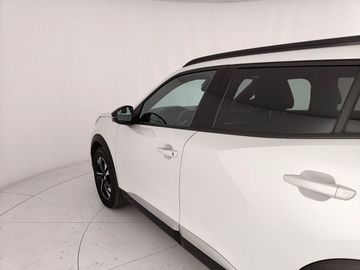 Peugeot 2008 - 12