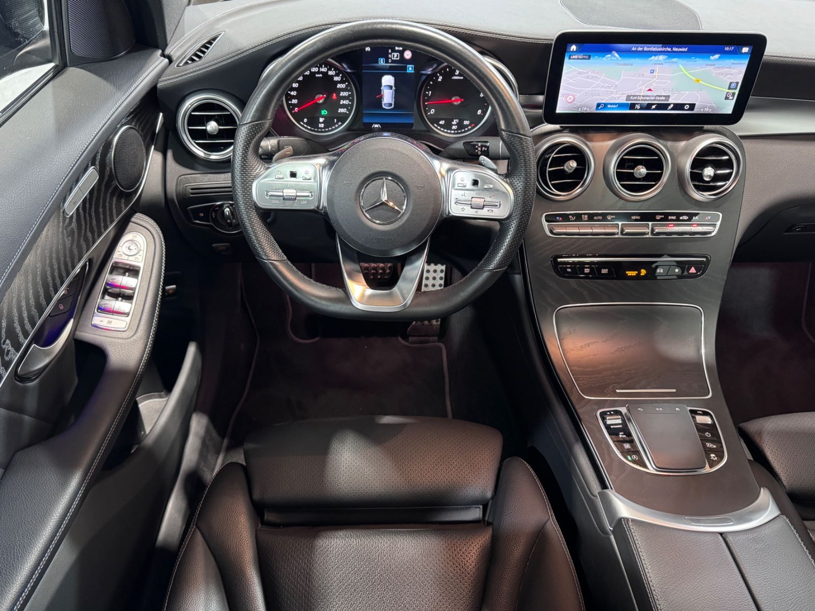 Mercedes-Benz GLC 400 d 4Matic Coupe AMG foto 4