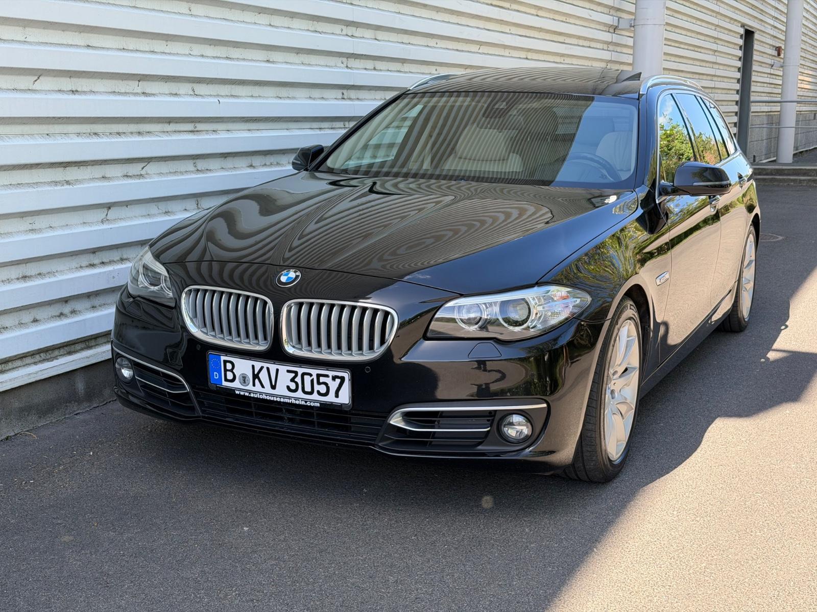 BMW 530d xDrive Touring Modern HeadUp Pano