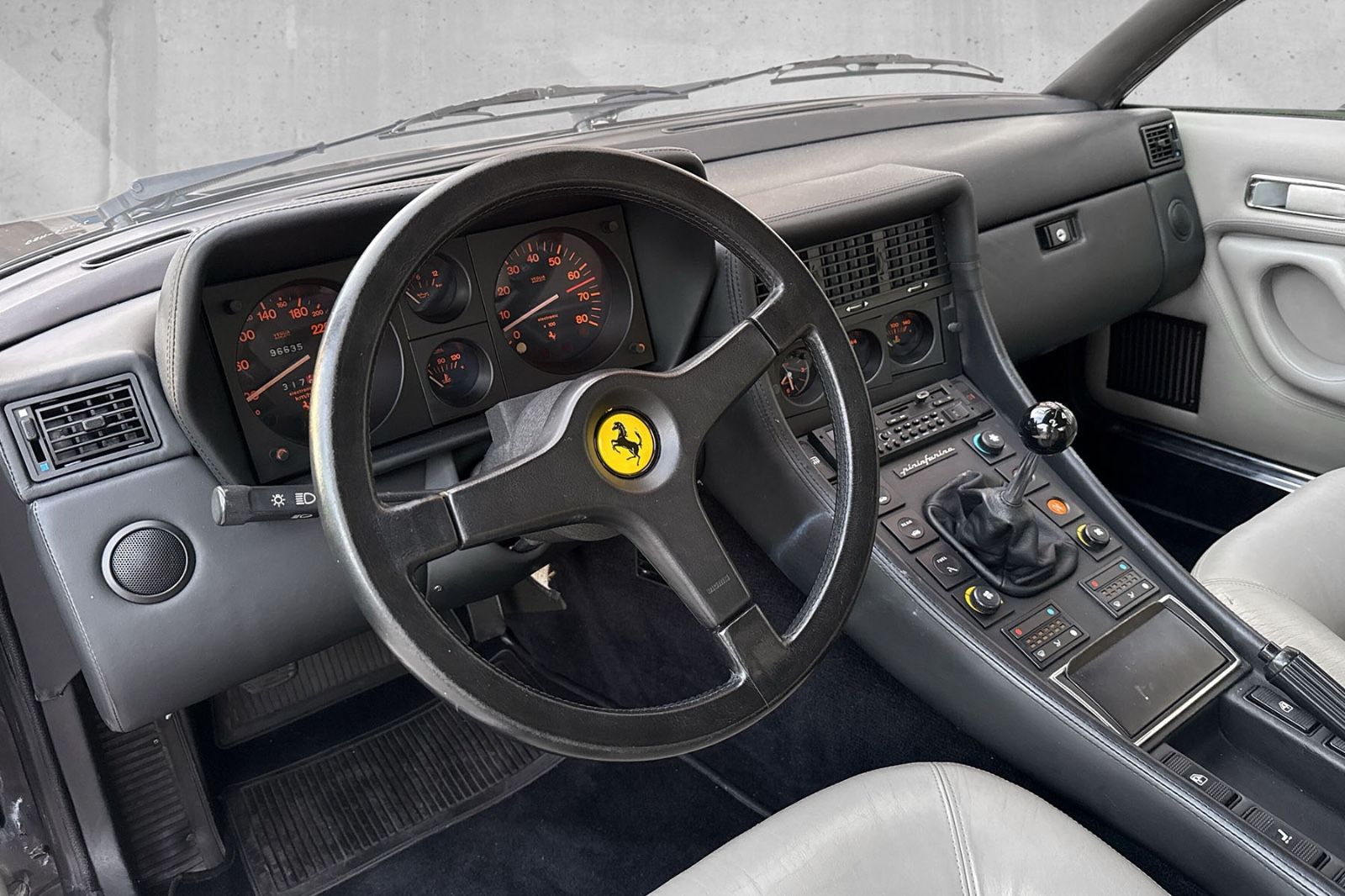 Fahrzeugabbildung Ferrari 412 GT*Manual*Schalter*Dt. Auto*